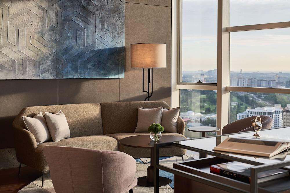 Le Meridien