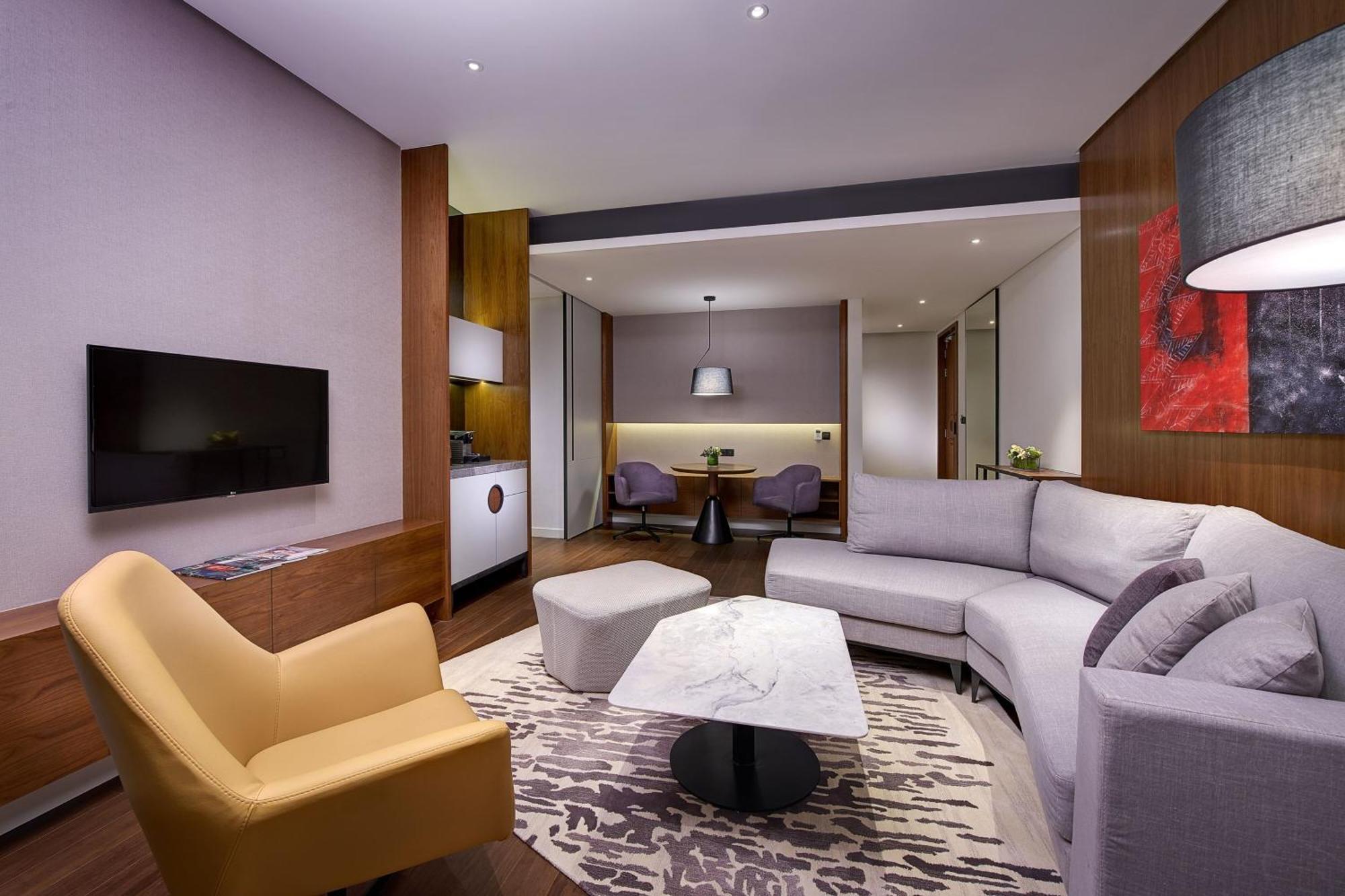 Le Meridien