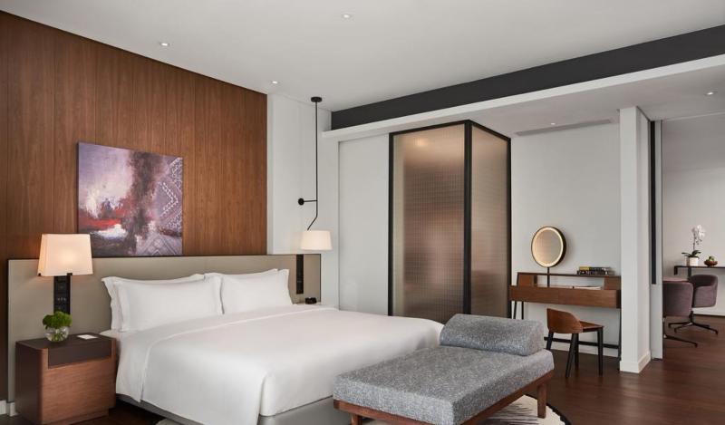 Le Meridien 5*